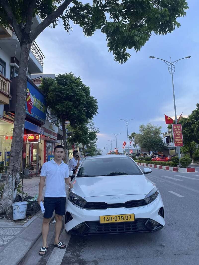 SĐT số điện thoại taxi Quảng Yên: giá cước km 15 hãng