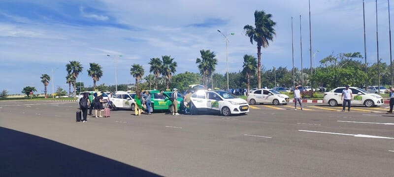 Taxi Sông Cầu: giá cước xe 4-7 chỗ & số điện thoại 10 hãng