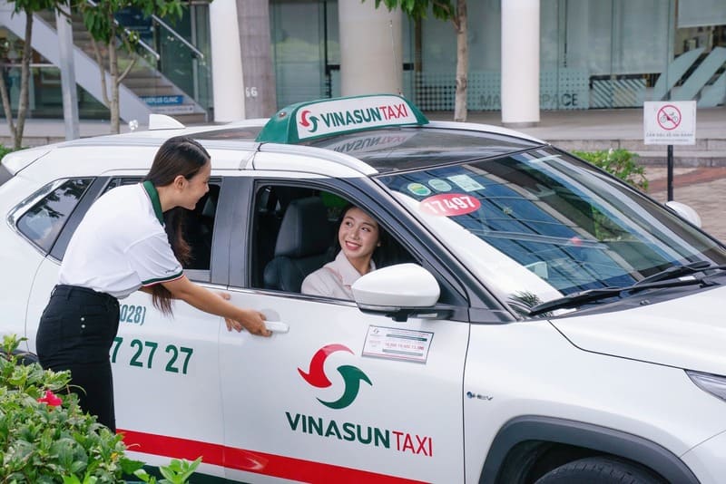 Taxi Đà Lạt taxi sân bay Liên Khương về Đà Lạt: Số điện thoại