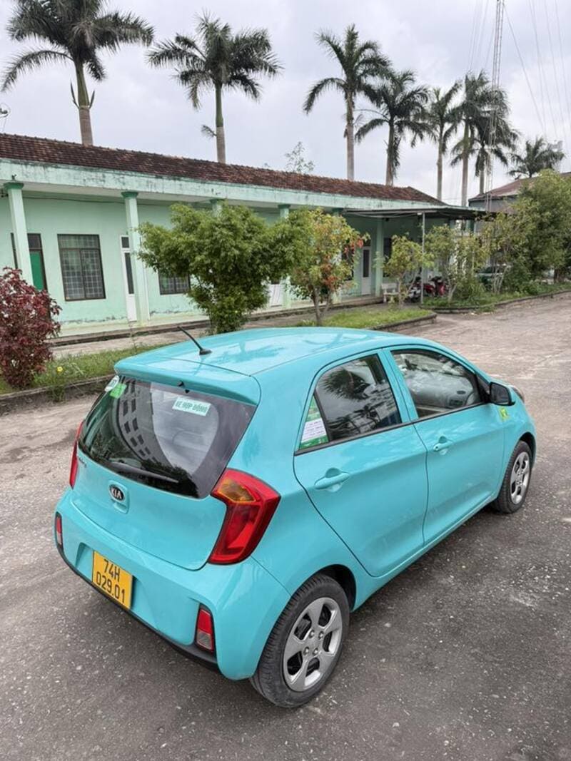 Taxi Quảng Bình: 20 Hãng xe tốt nhất & số điện thoại, giá cước