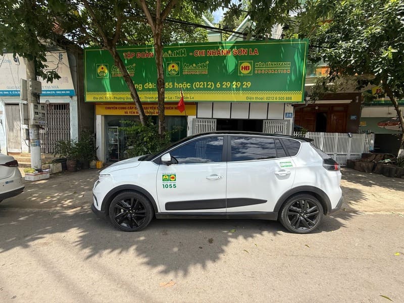 Taxi Mộc Châu: Top 12 hãng xe uy tín & số điện thoại, giá cước