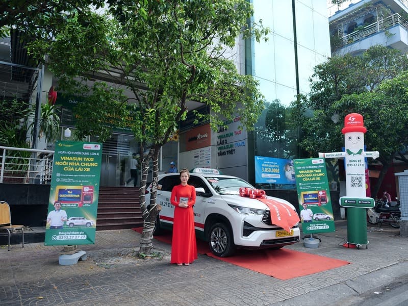 Taxi Ngã Bảy: Số điện thoại 13 hãng & bảng giá cước xe 4-7 chỗ