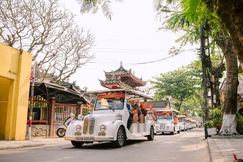 Taxi Quảng Nam: Số điện thoại 20 hãng truyền thống & công nghệ